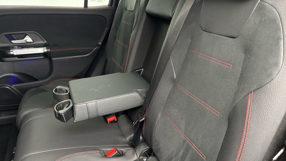 Used Mercedes-Benz GLB 2025 for sale - 76884642: Photo 9