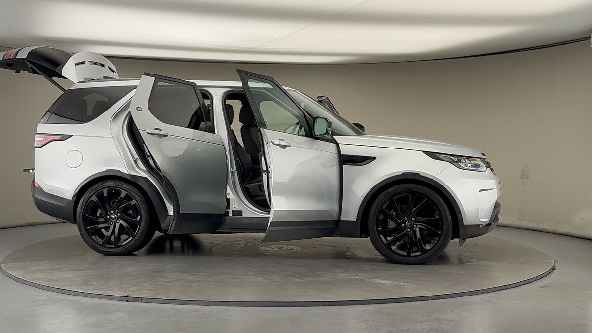 Used Land Rover Discovery 2019 for sale - 77007879: Photo 57