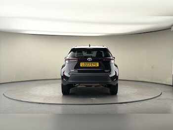 Used Toyota Yaris Cross 2023 for sale - 77749394: Photo