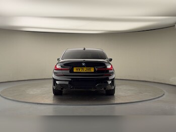 Used BMW 3 Series 2021 for sale - 76069395: Photo
