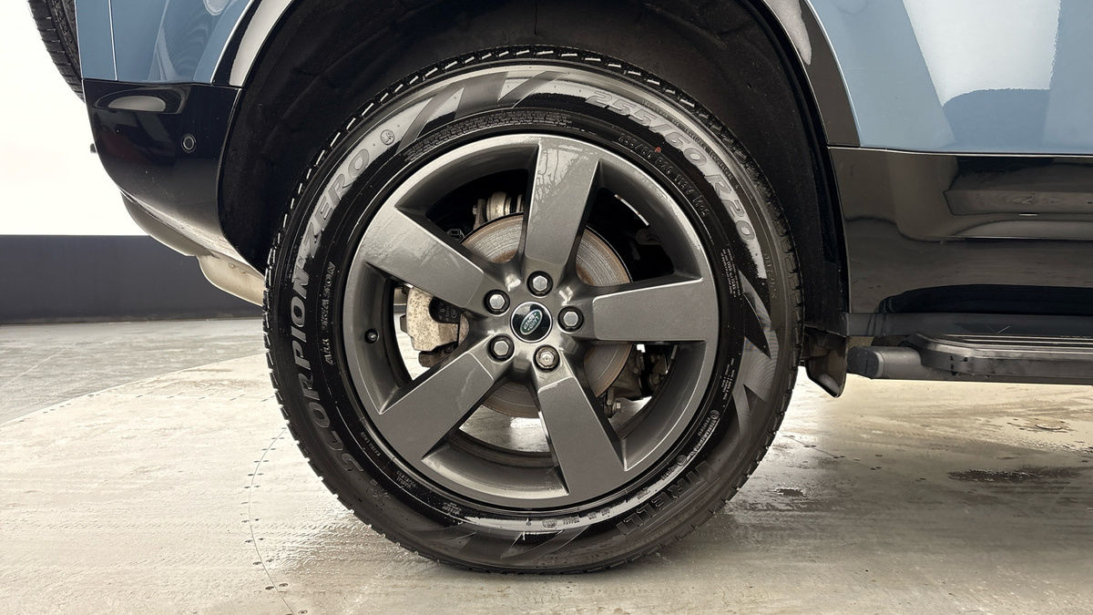 Used Land Rover Defender 2024 for sale - 77288800: Photo 10