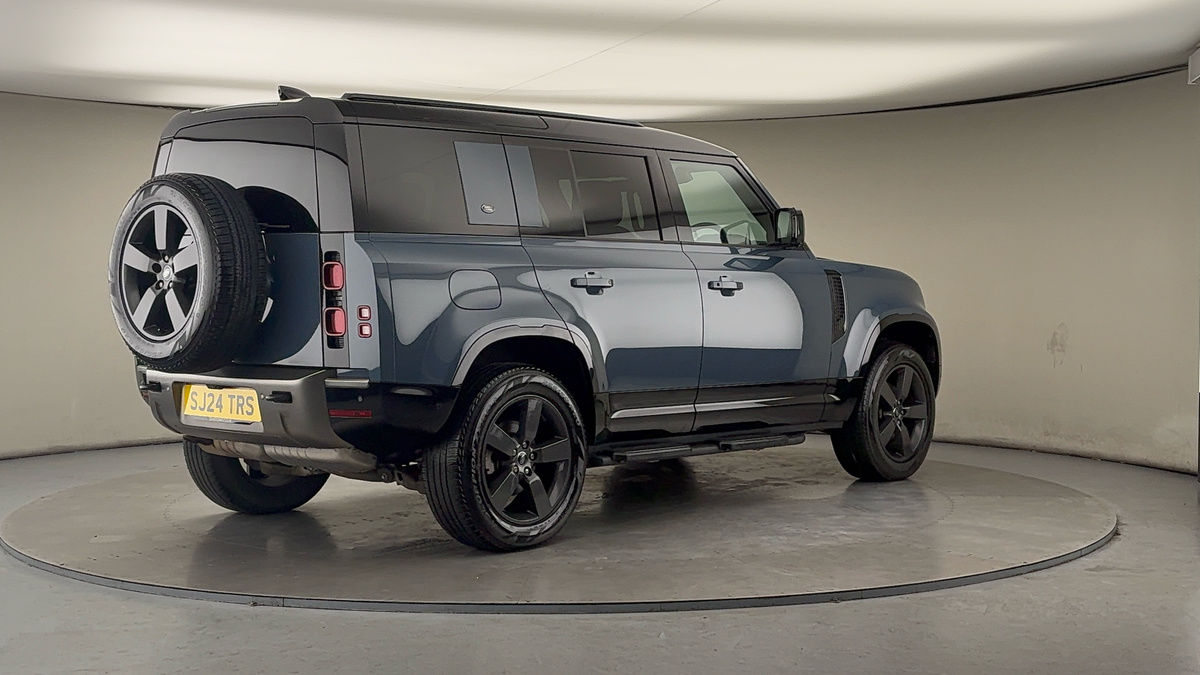 Used Land Rover Defender 2024 for sale - 77288800: Photo 21