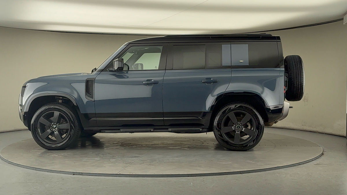 Used Land Rover Defender 2024 for sale - 77288800: Photo 27