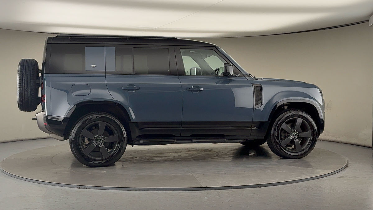 Used Land Rover Defender 2024 for sale - 77288800: Photo 37