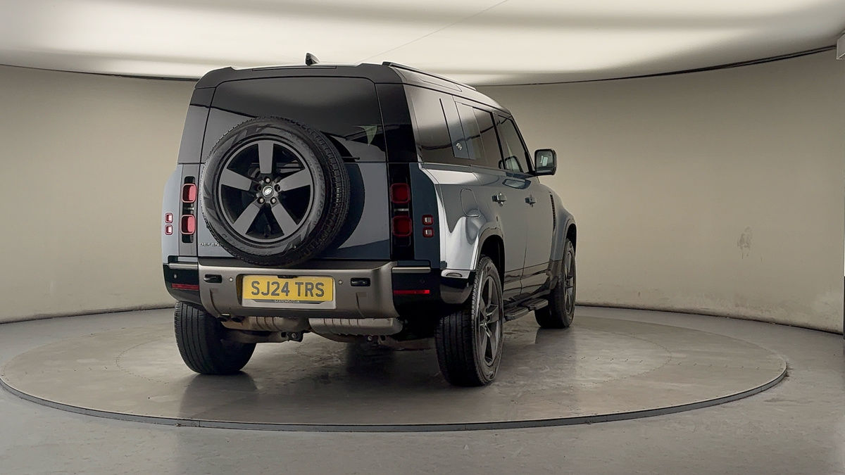 Used Land Rover Defender 2024 for sale - 77288800: Photo 40