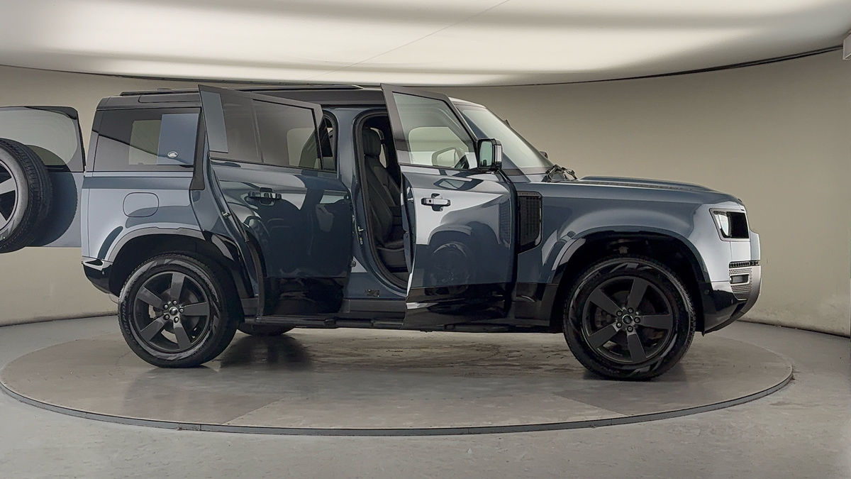 Used Land Rover Defender 2024 for sale - 77288800: Photo 55