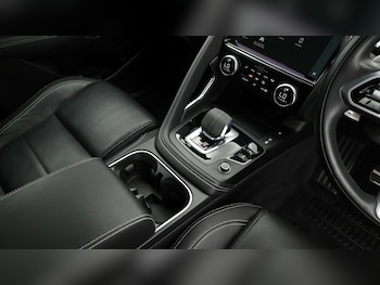 Used Jaguar E-Pace 2021 for sale - 75254659: Photo