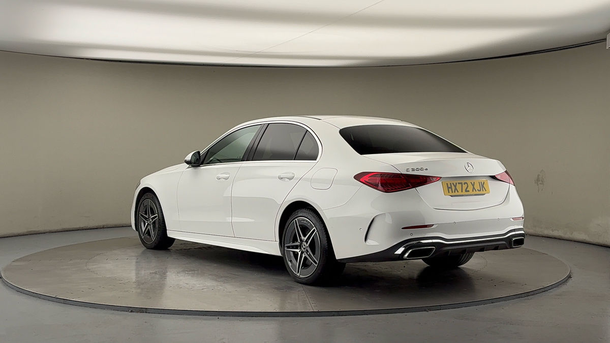 Used Mercedes-Benz C Class 2022 for sale - 76712261: Photo 2