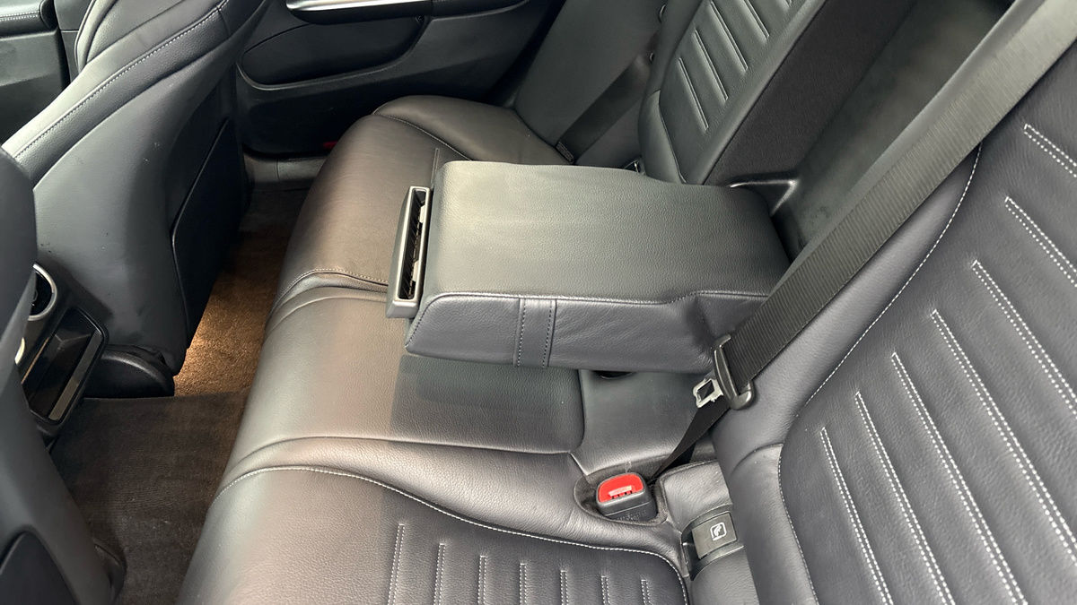 Used Mercedes-Benz C Class 2022 for sale - 76712261: Photo 9