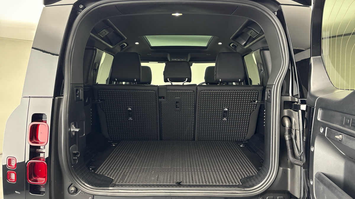 Used Land Rover Defender 2025 for sale - 78213242: Photo 11
