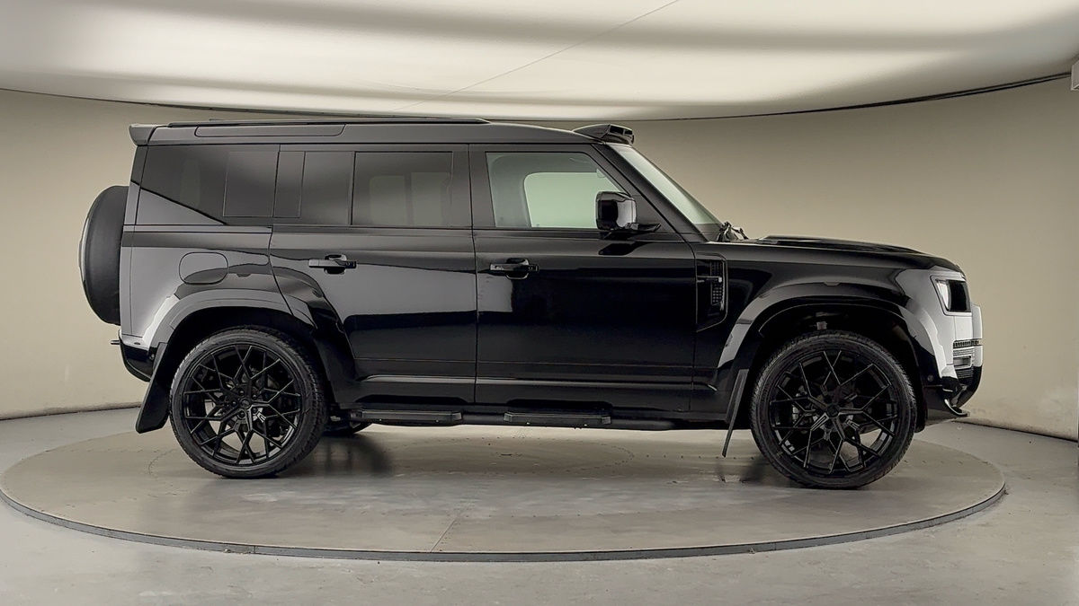 Used Land Rover Defender 2025 for sale - 78213242: Photo 41