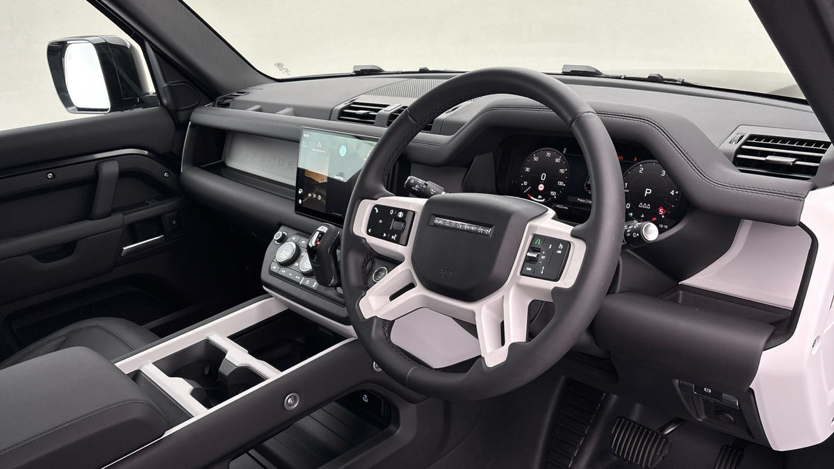 Used Land Rover Defender 2025 for sale - 78213242: Photo 5