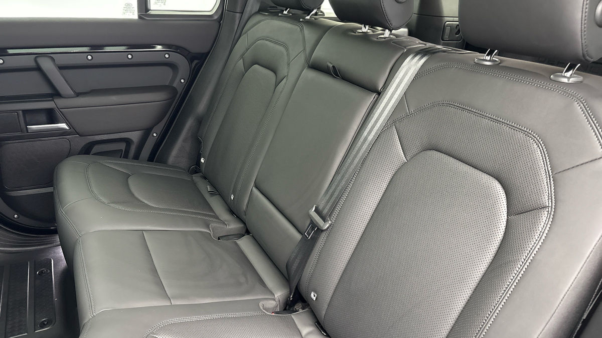 Used Land Rover Defender 2025 for sale - 78213242: Photo 8