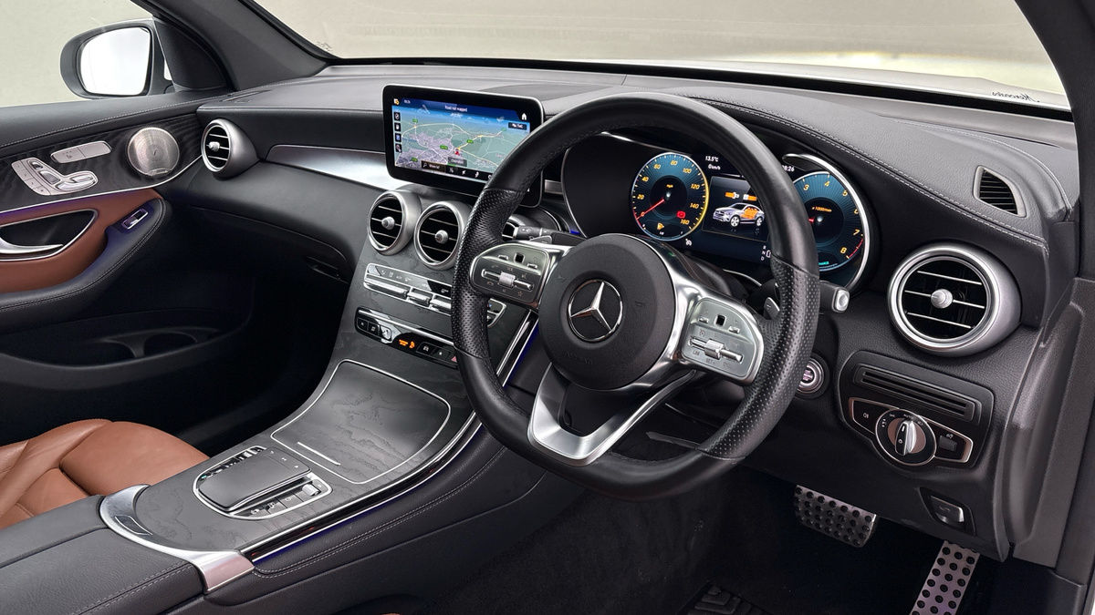 Used Mercedes-Benz GLC 2021 for sale - 76836772: Photo 5