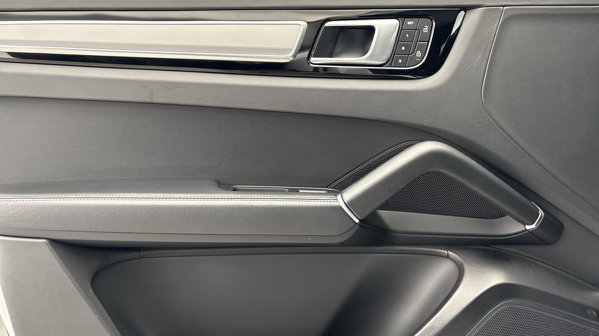 Used Porsche Cayenne 2022 for sale - 77921033: Photo 19