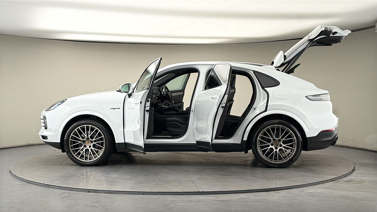 Used Porsche Cayenne 2022 for sale - 77921033: Photo 47