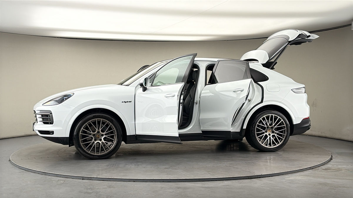 Used Porsche Cayenne 2022 for sale - 77921033: Photo 48