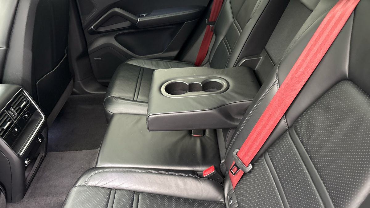 Used Porsche Cayenne 2022 for sale - 77921033: Photo 9