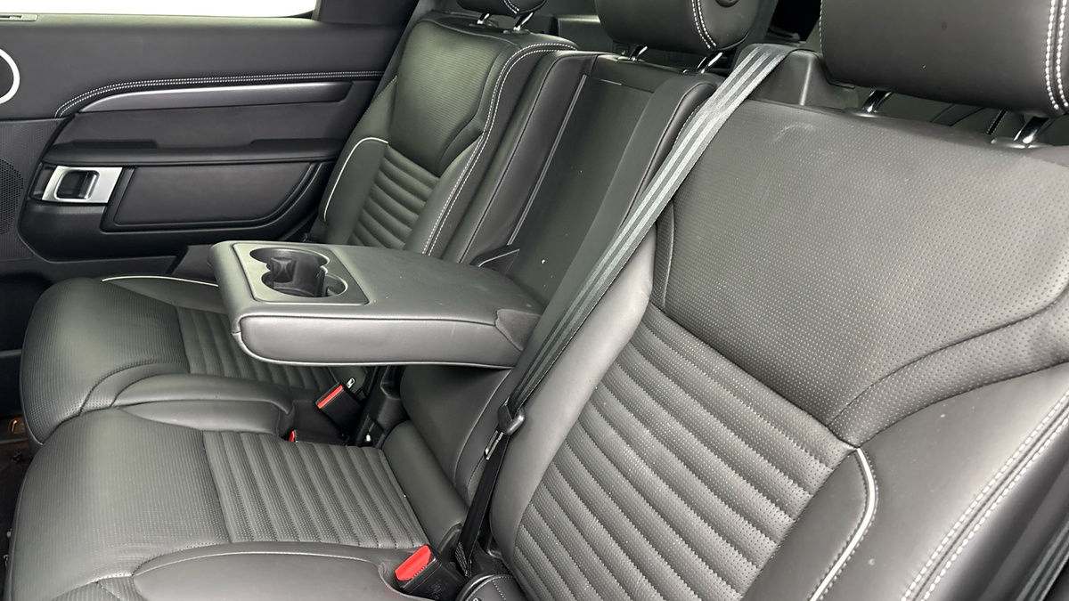 Used Land Rover Discovery 2023 for sale - 76396749: Photo 9