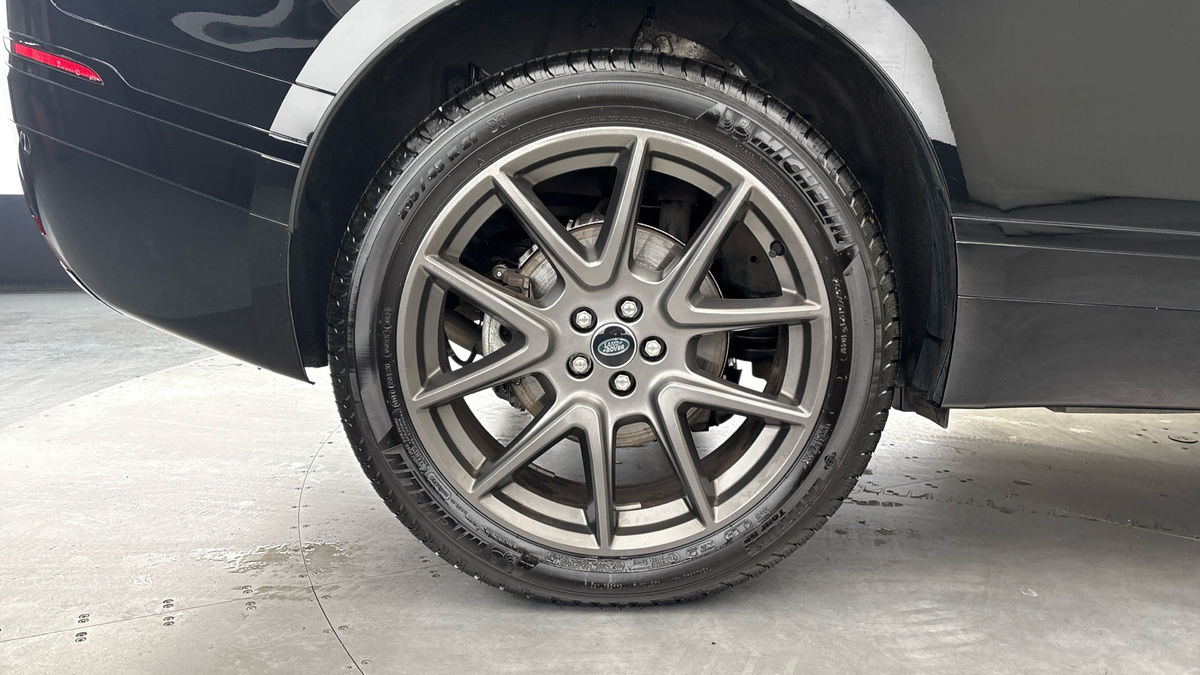 Used Land Rover Range Rover Velar 2025 for sale - 76396751: Photo 10