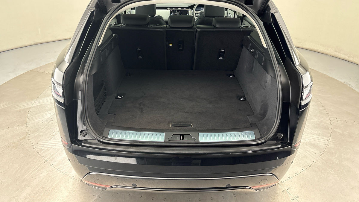 Used Land Rover Range Rover Velar 2025 for sale - 76396751: Photo 11