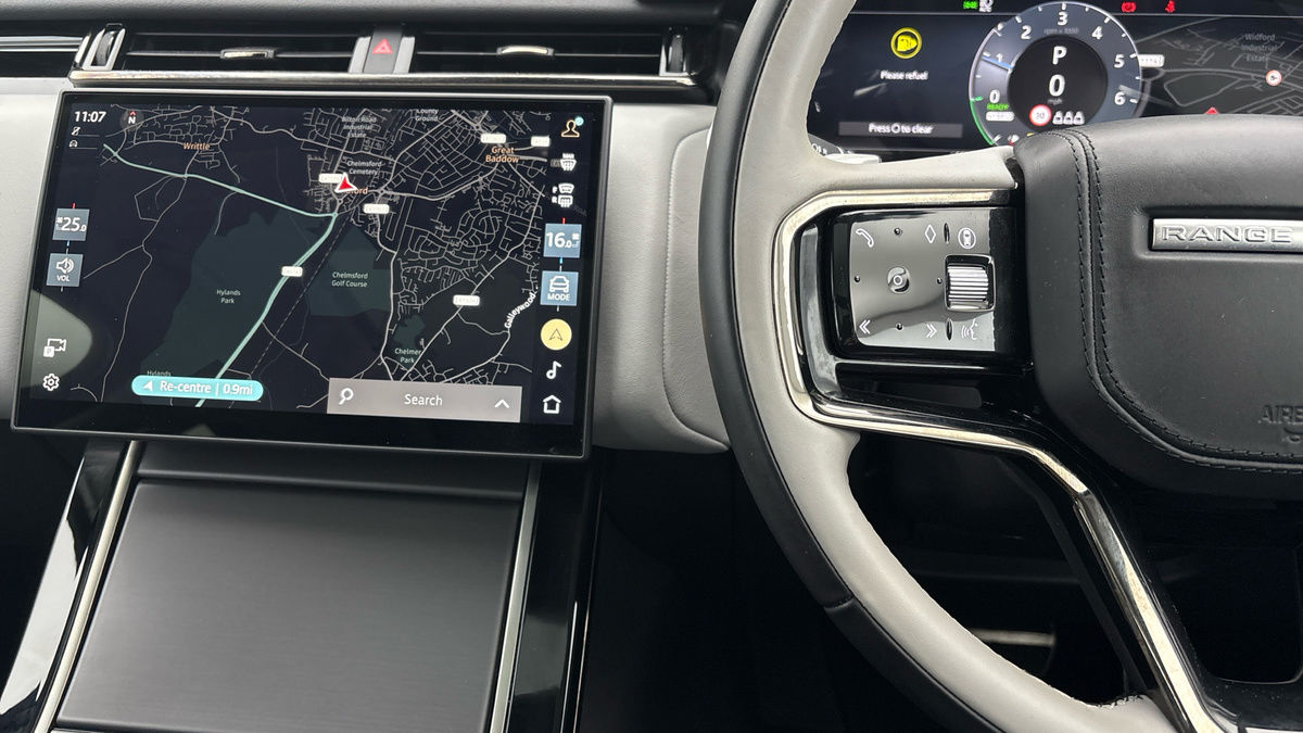 Used Land Rover Range Rover Velar 2025 for sale - 76396751: Photo 13