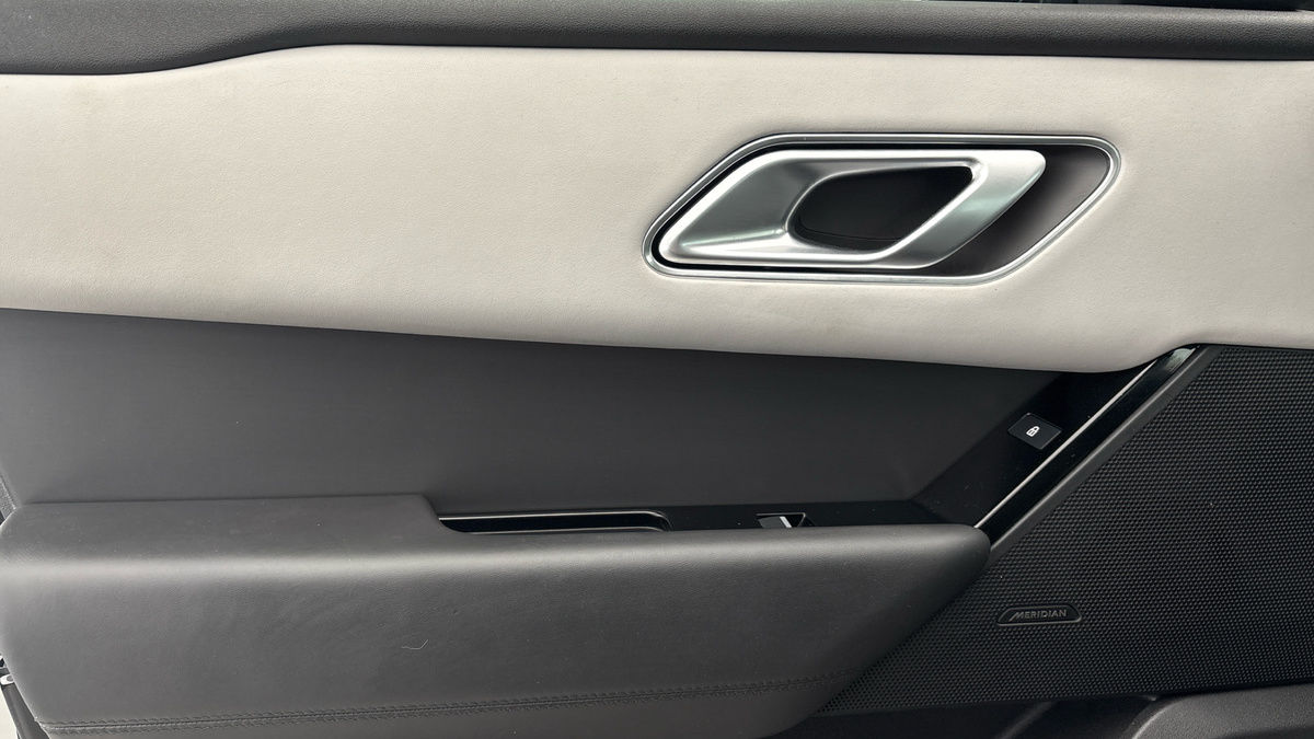 Used Land Rover Range Rover Velar 2025 for sale - 76396751: Photo 19