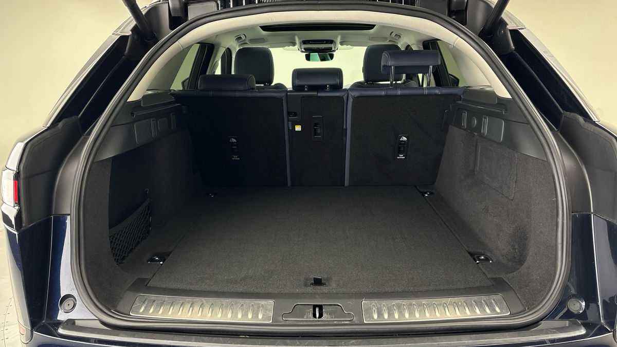 Used Land Rover Range Rover Velar 2022 for sale - 76655662: Photo 11