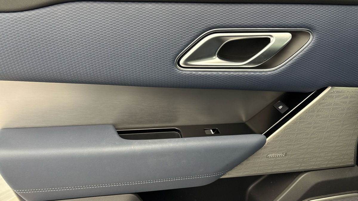 Used Land Rover Range Rover Velar 2022 for sale - 76655662: Photo 19