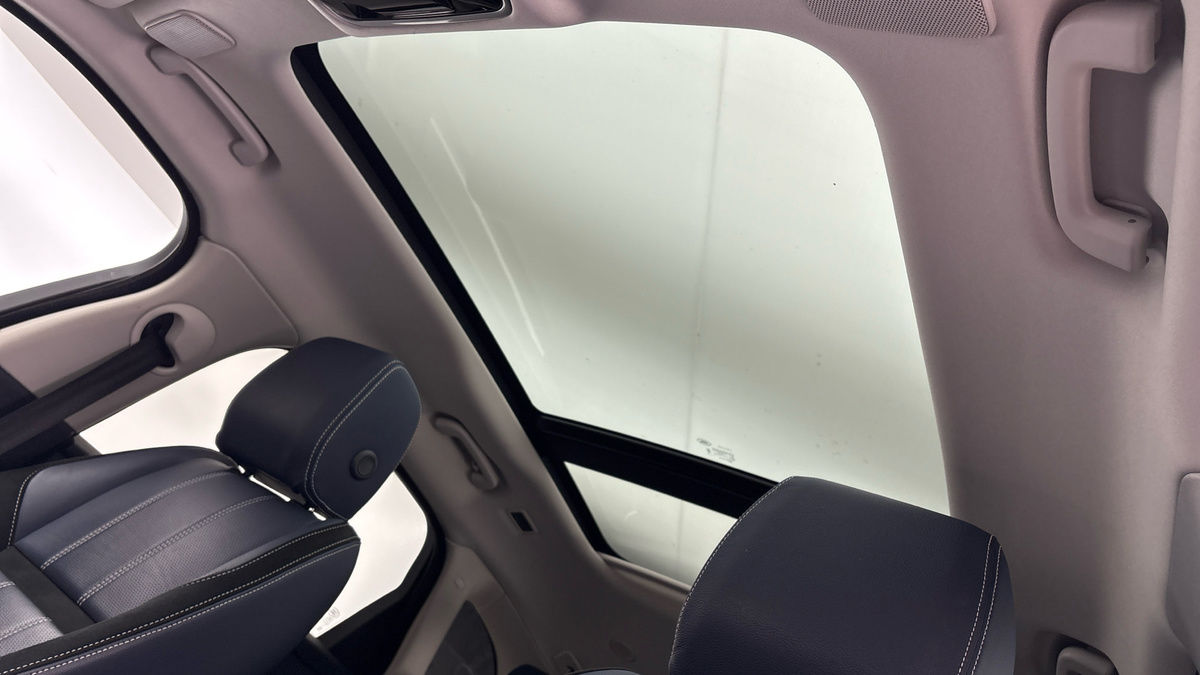 Used Land Rover Range Rover Velar 2022 for sale - 76655662: Photo 6