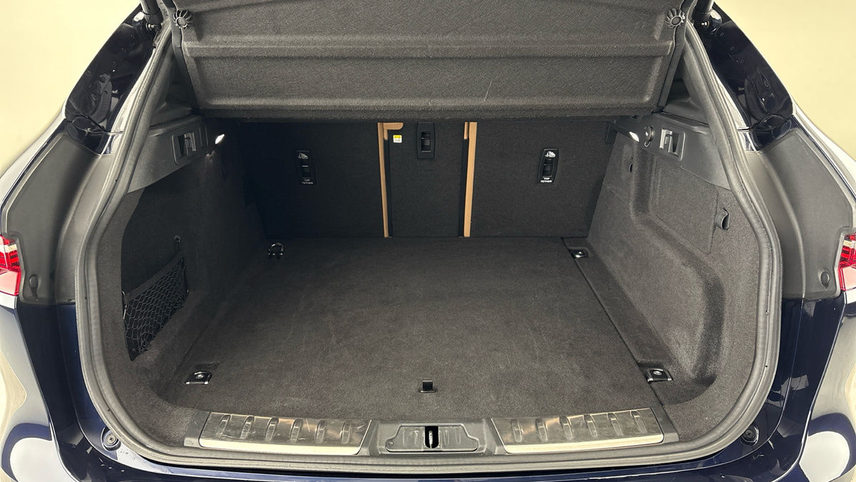 Used Jaguar F-Pace 2021 for sale - 77213250: Photo 11