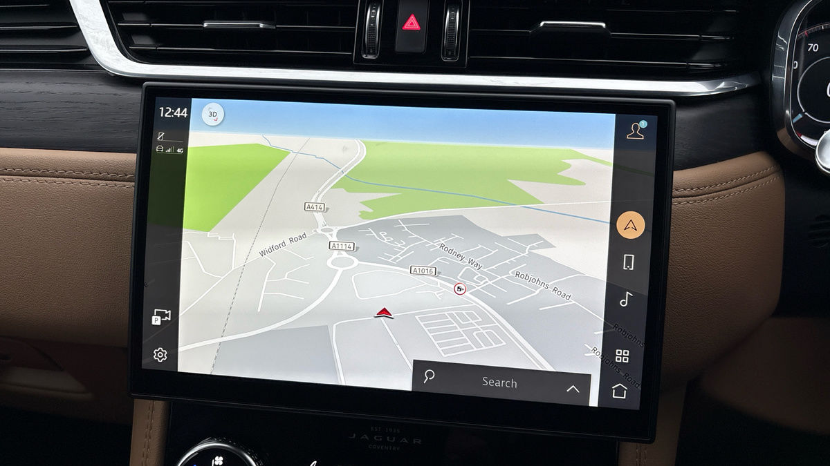 Used Jaguar F-Pace 2021 for sale - 77213250: Photo 17