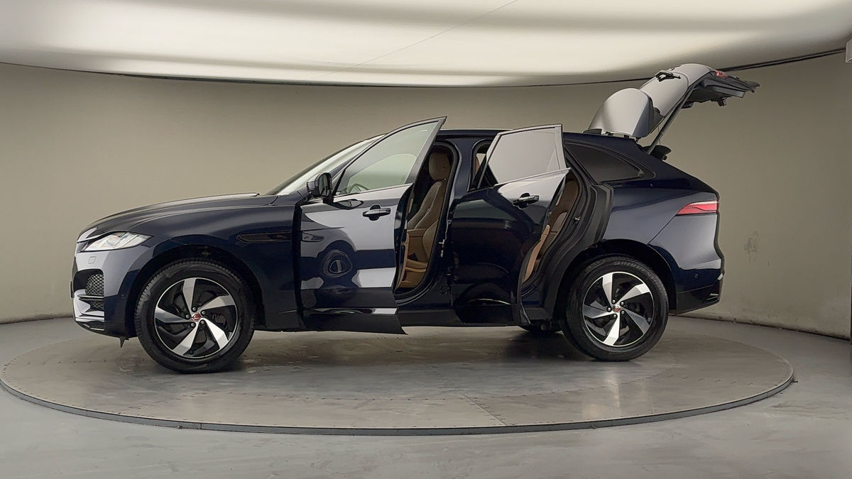 Used Jaguar F-Pace 2021 for sale - 77213250: Photo 48