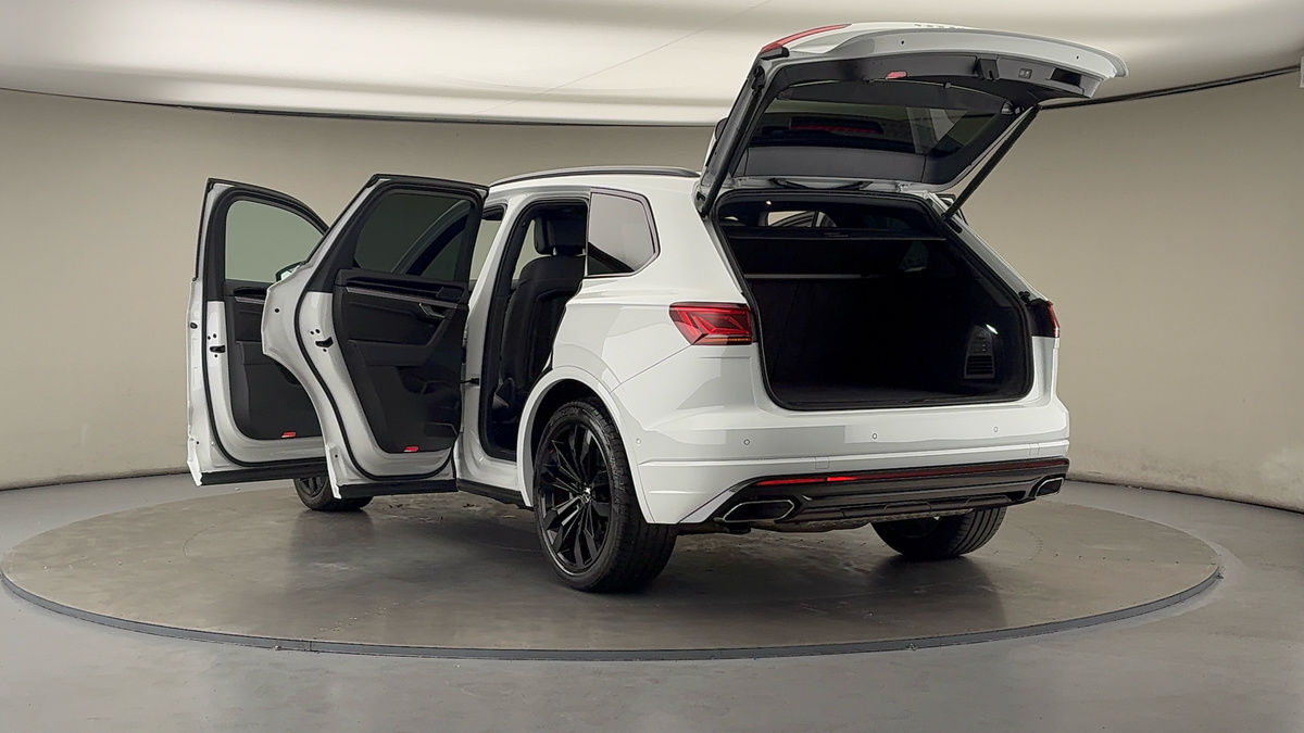 Used Volkswagen Touareg 2021 for sale - 76069396: Photo 23