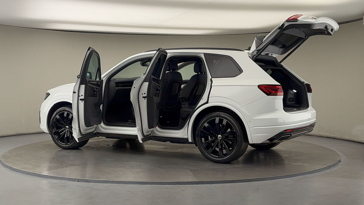 Used Volkswagen Touareg 2021 for sale - 76069396: Photo 46