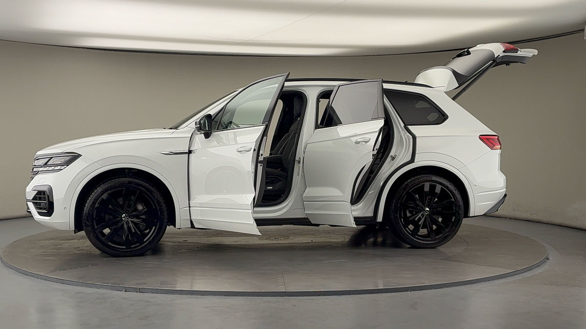 Used Volkswagen Touareg 2021 for sale - 76069396: Photo 48