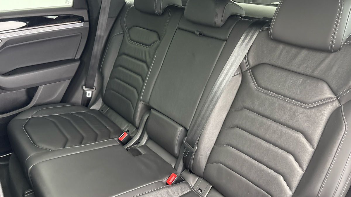 Used Volkswagen Touareg 2021 for sale - 76069396: Photo 8