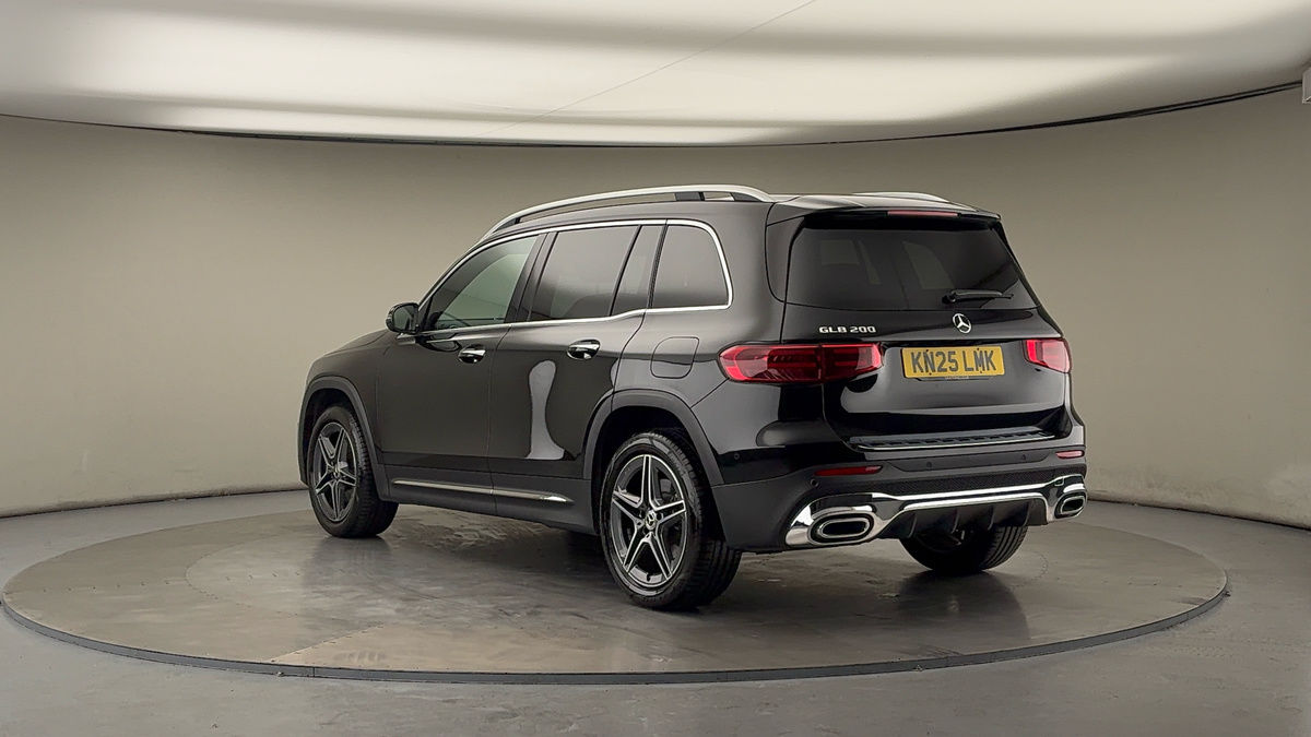 Used Mercedes-Benz GLB 2025 for sale - 76292338: Photo 2