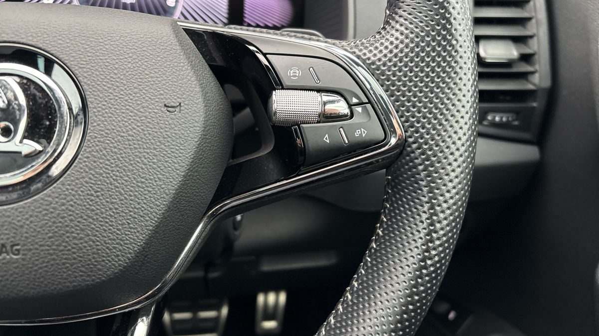 Used Skoda Karoq 2023 for sale - 77356964: Photo 14