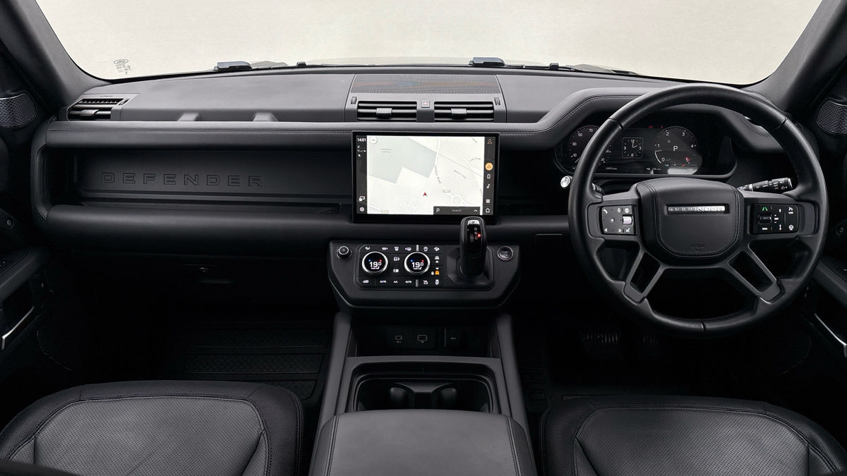 Used Land Rover Defender 110 2023 for sale - 76510578: Photo 12