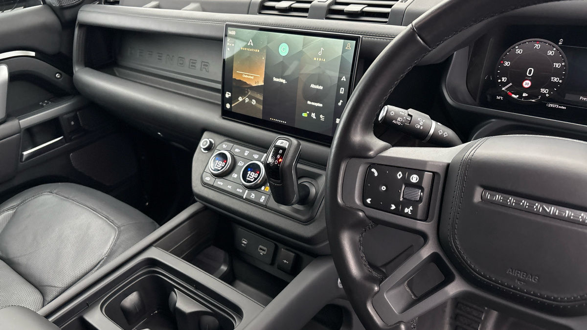 Used Land Rover Defender 110 2023 for sale - 76510578: Photo 18