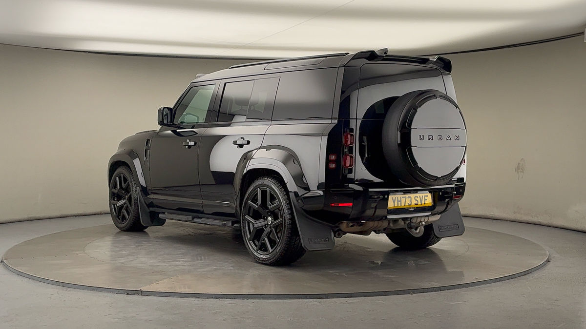 Used Land Rover Defender 110 2023 for sale - 76510578: Photo 2