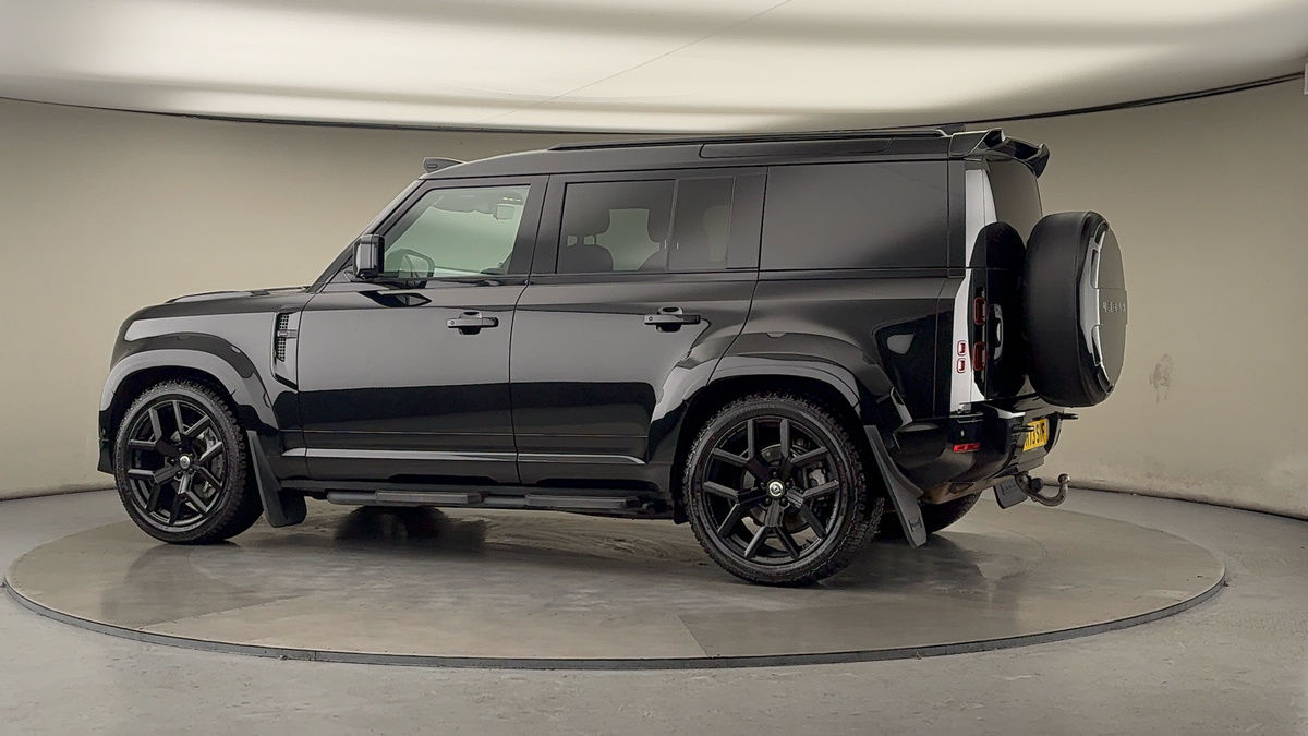 Used Land Rover Defender 110 2023 for sale - 76510578: Photo 31