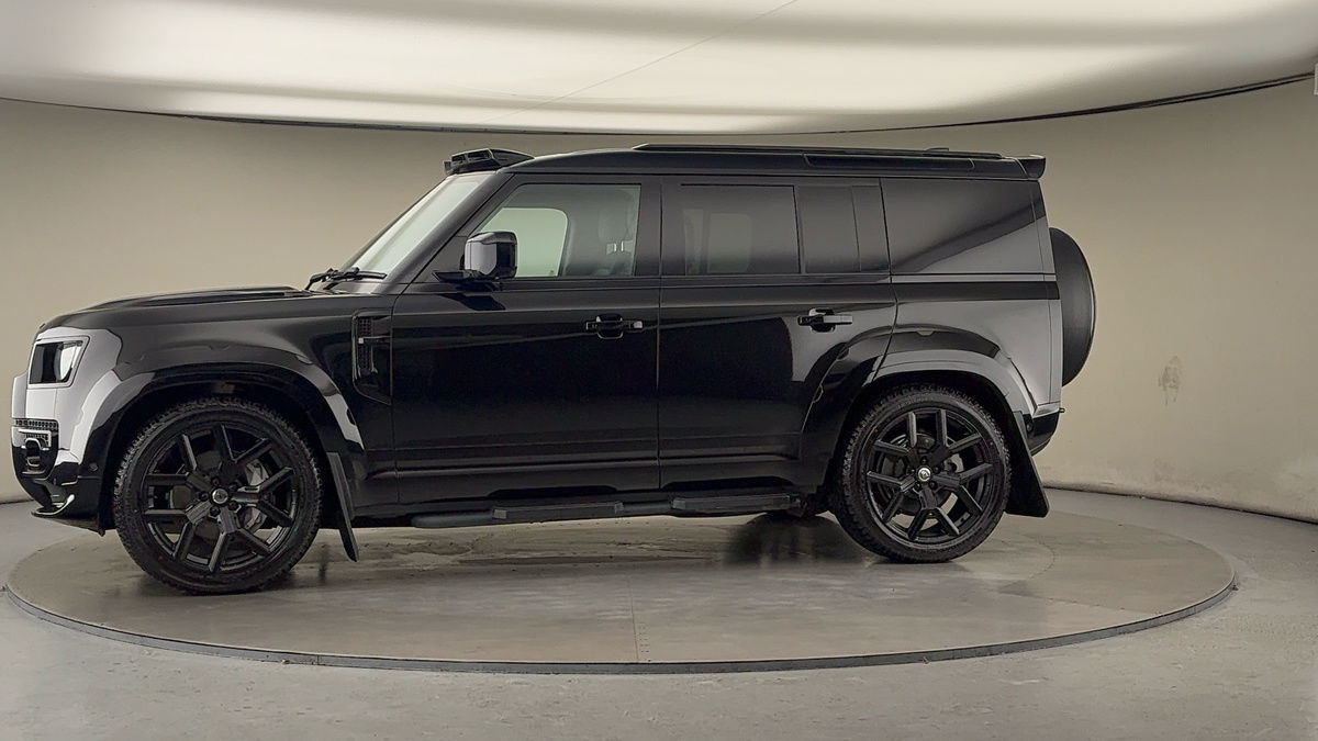 Used Land Rover Defender 110 2023 for sale - 76510578: Photo 33