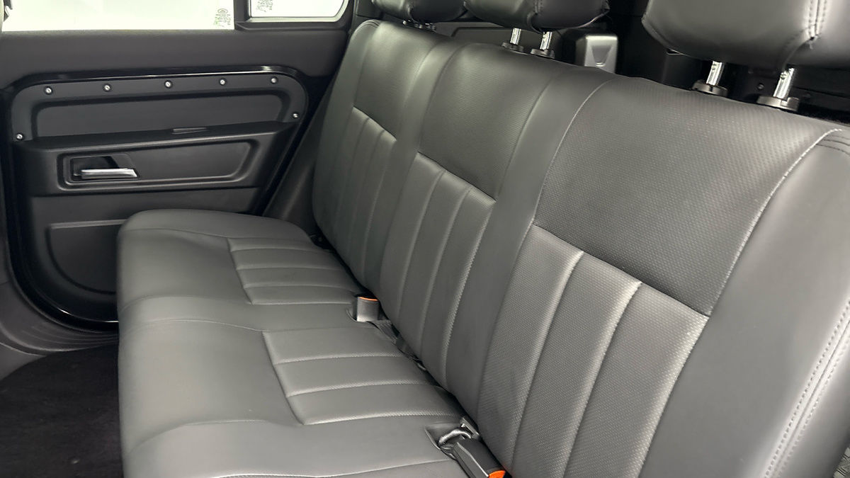 Used Land Rover Defender 110 2023 for sale - 76510578: Photo 8