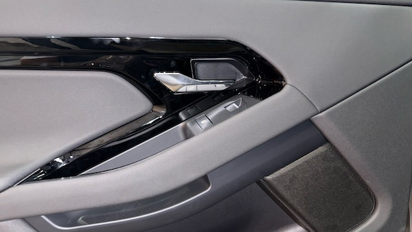 Used Land Rover Range Rover Evoque 2024 for sale - 75667025: Photo 19