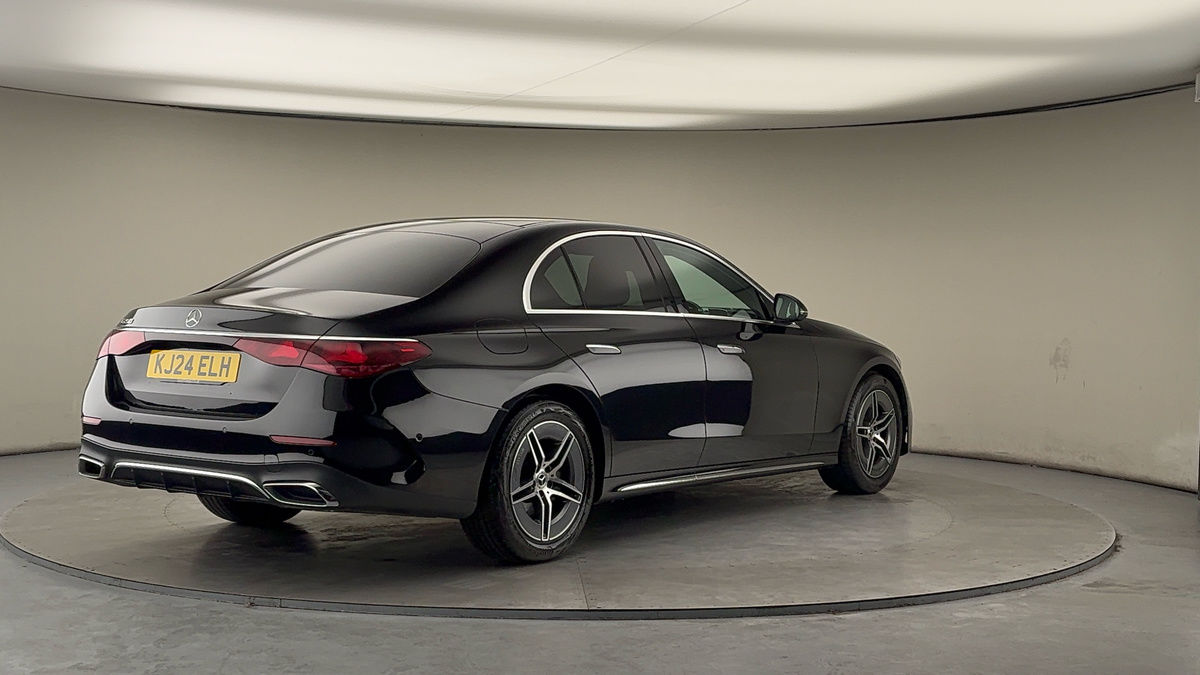 Used Mercedes-Benz E Class 2024 for sale - 77277078: Photo 40