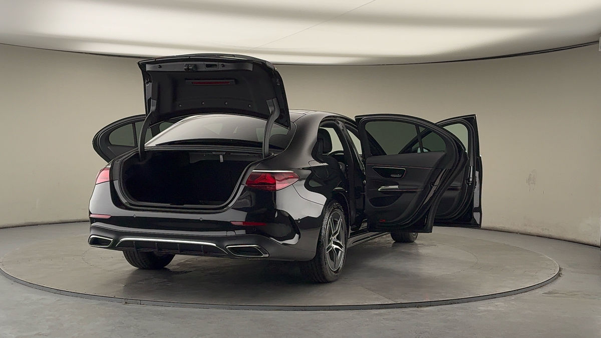 Used Mercedes-Benz E Class 2024 for sale - 77277078: Photo 60