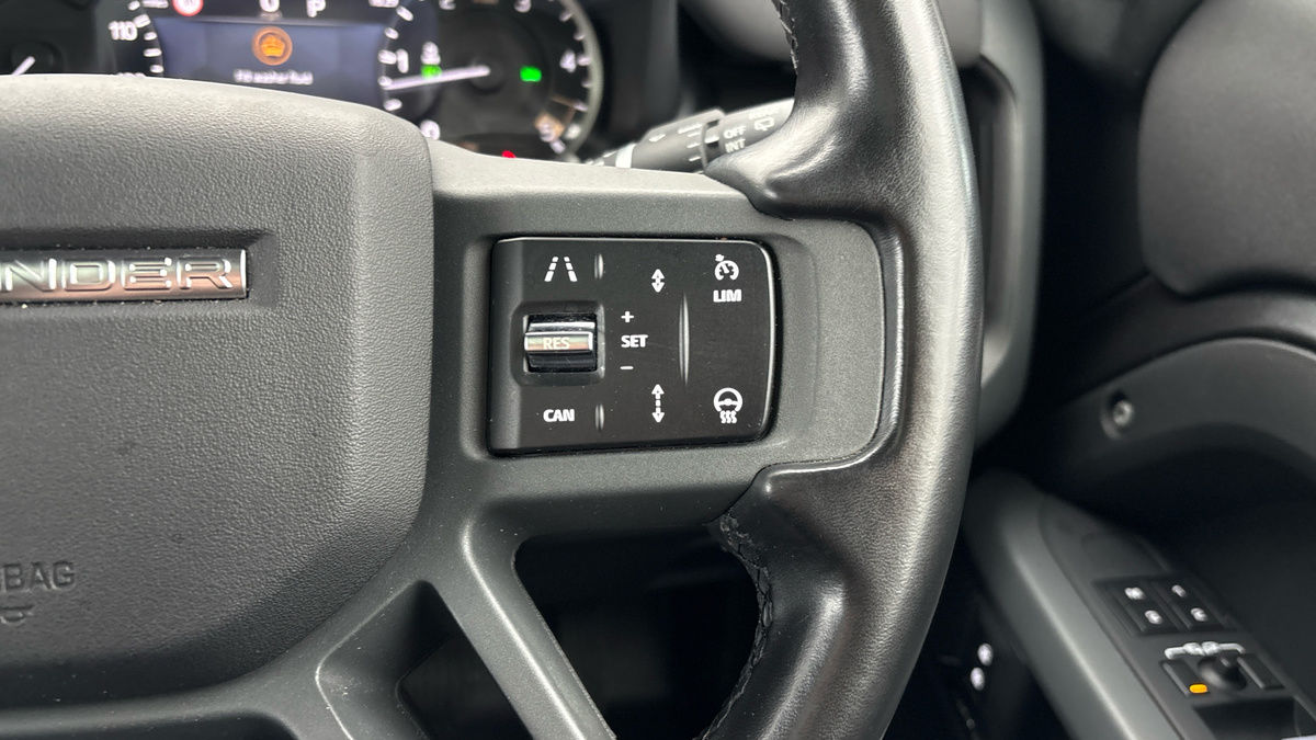 Used Land Rover Defender 2023 for sale - 77521798: Photo 14