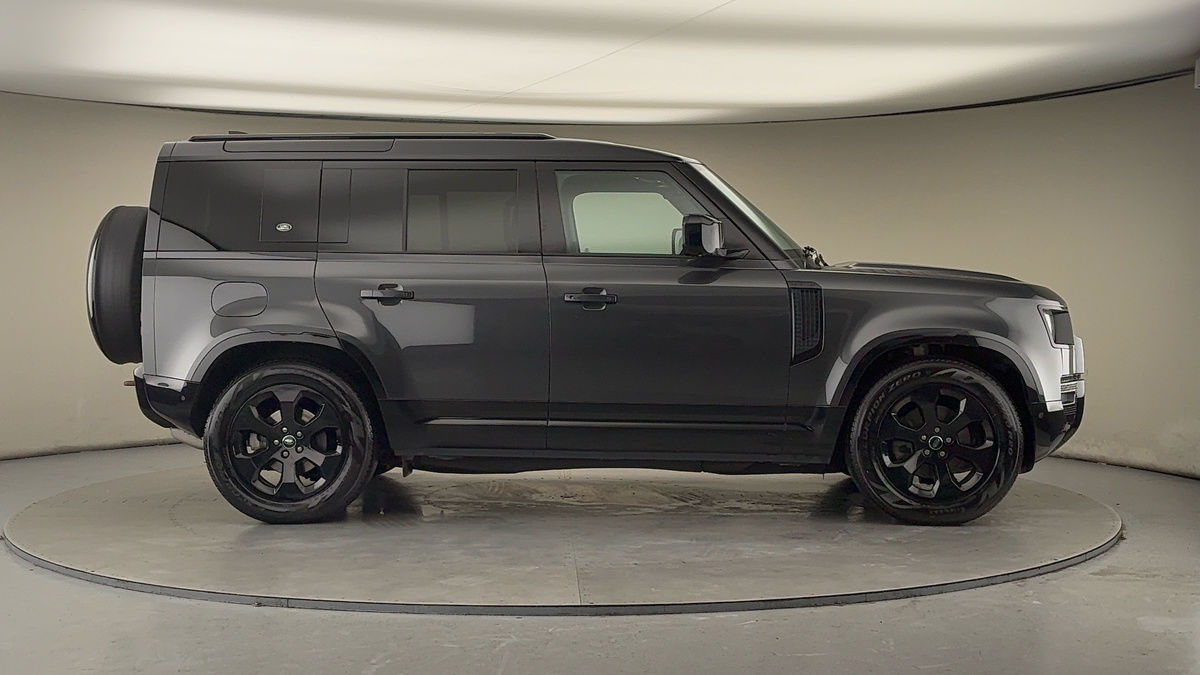 Used Land Rover Defender 2023 for sale - 77521798: Photo 16